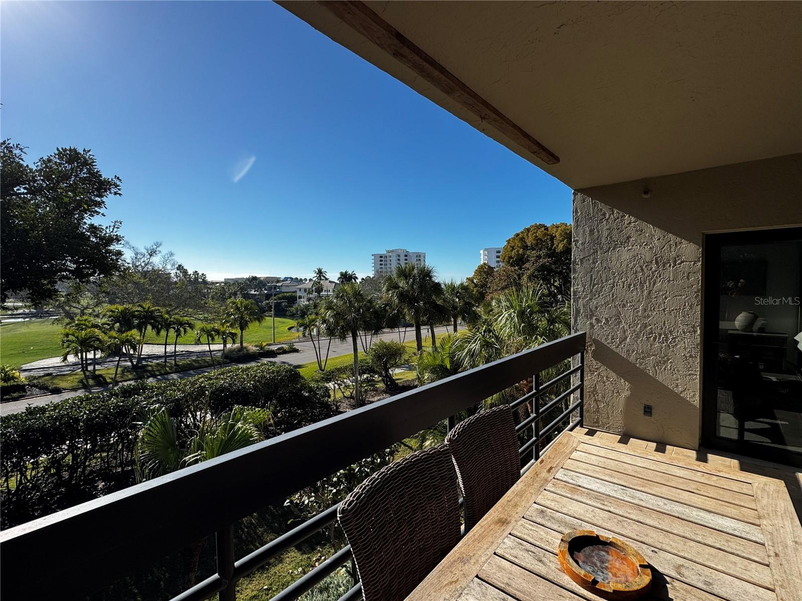 Image 2 of 60 For 1085 Gulf Of Mexico Drive 205