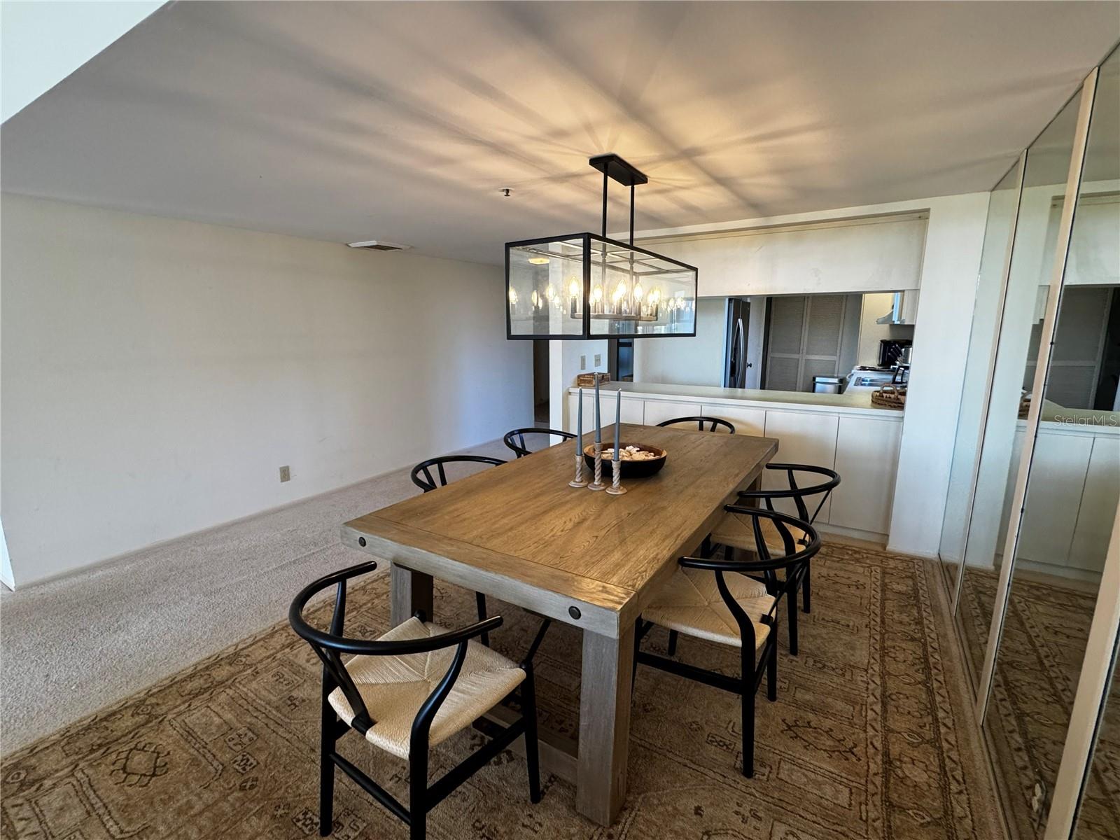 Image 6 of 60 For 1085 Gulf Of Mexico Drive 205