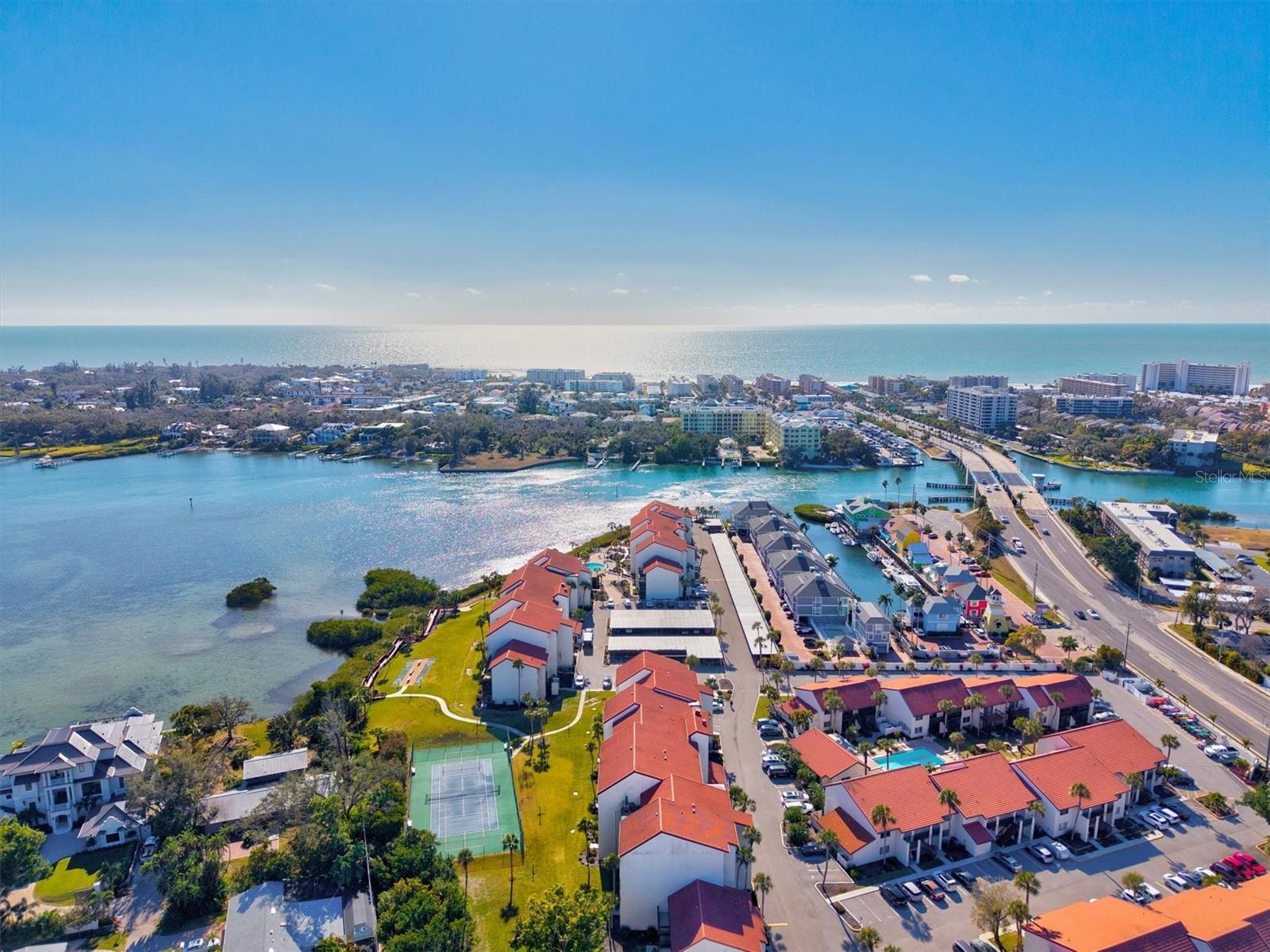 Image 43 of 58 For 1624 Stickney Point Road 24-407