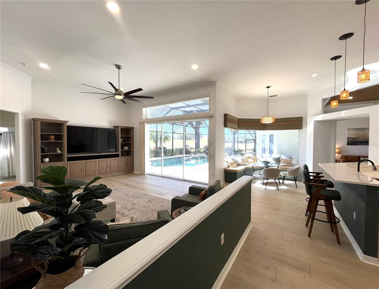 Image 19 of 38 For 442 Tremingham Way