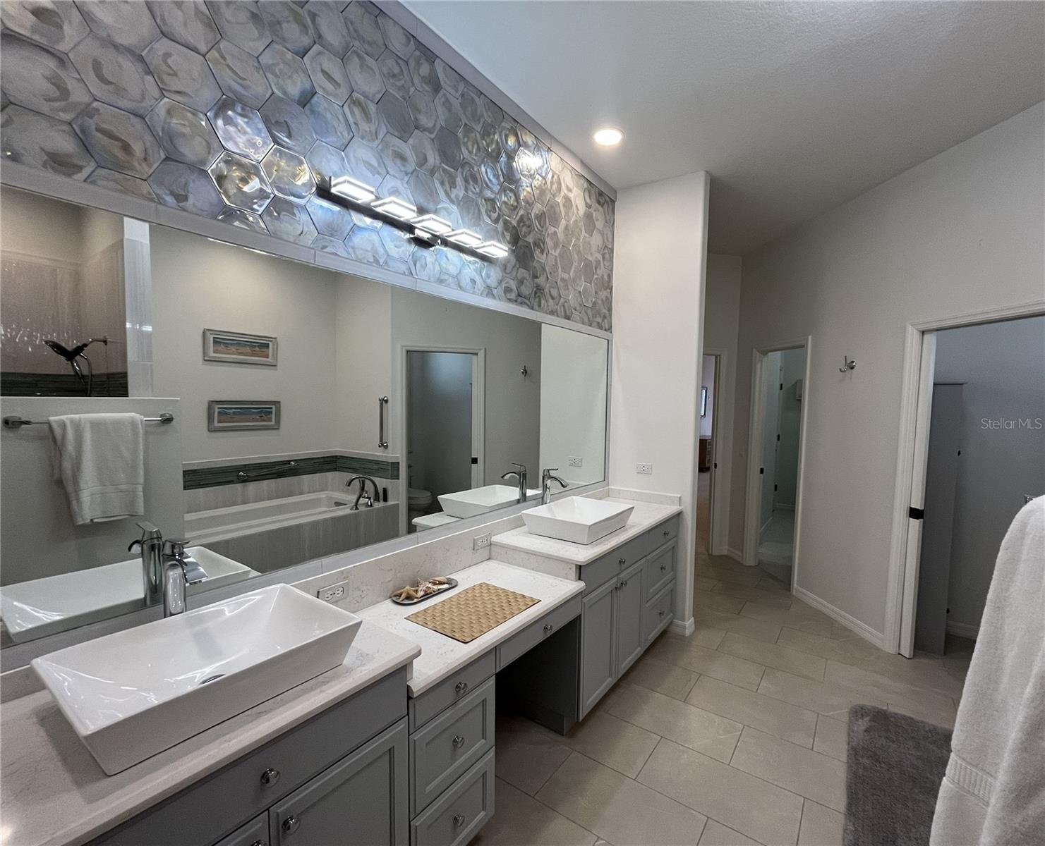 Image 25 of 38 For 442 Tremingham Way