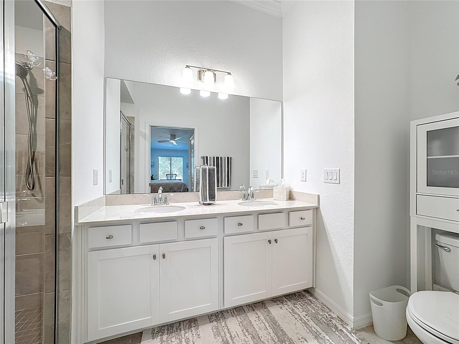 Image 33 of 70 For 5711 Palmer Circle 205