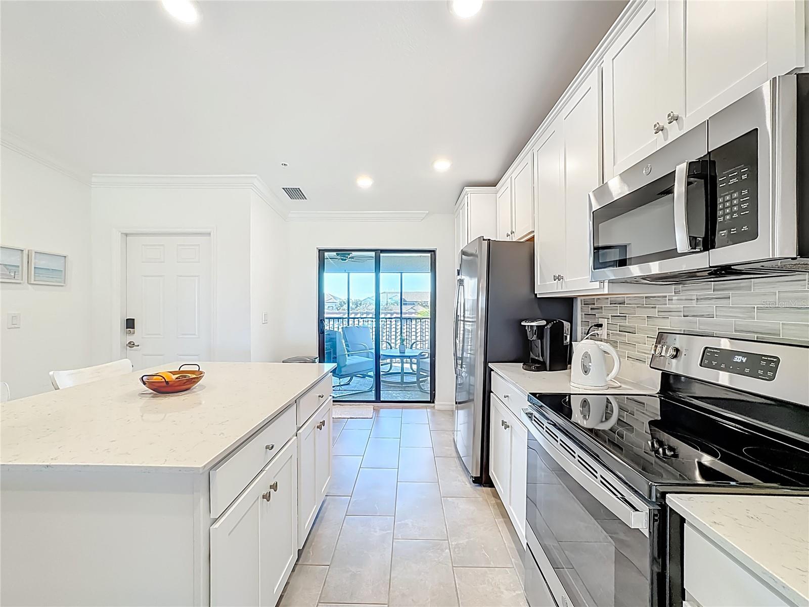 Image 9 of 70 For 5711 Palmer Circle 205