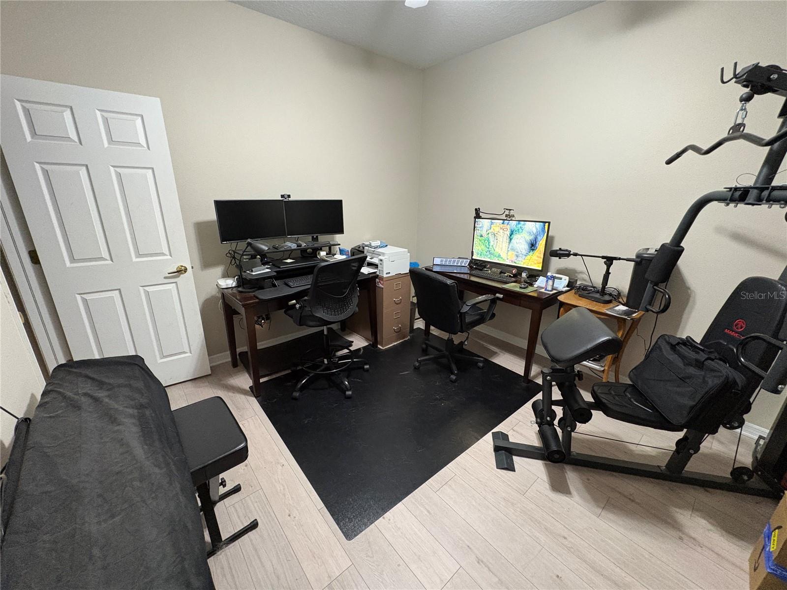 Image 19 of 32 For 12426 23rd Street E