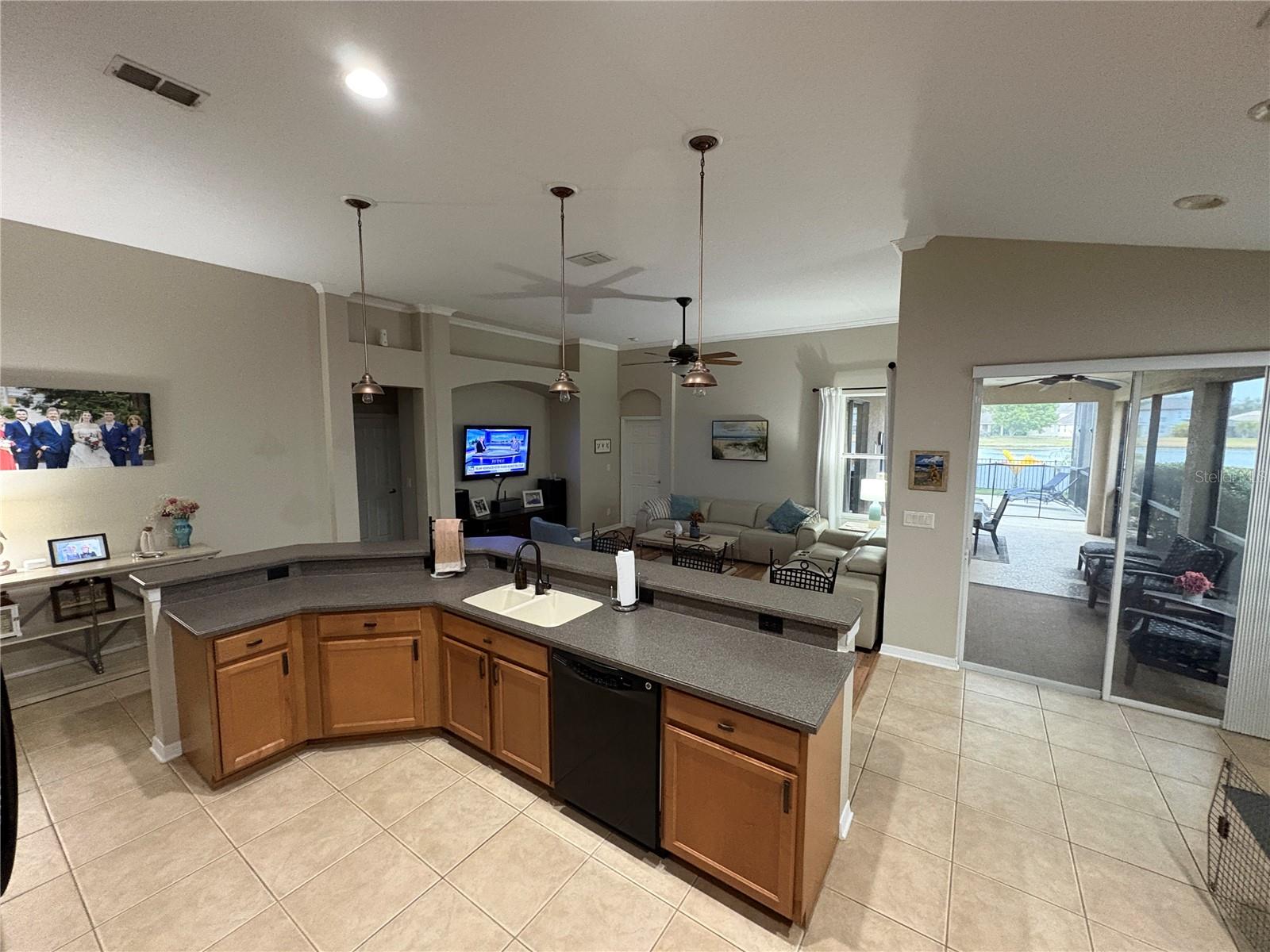 Image 8 of 32 For 12426 23rd Street E