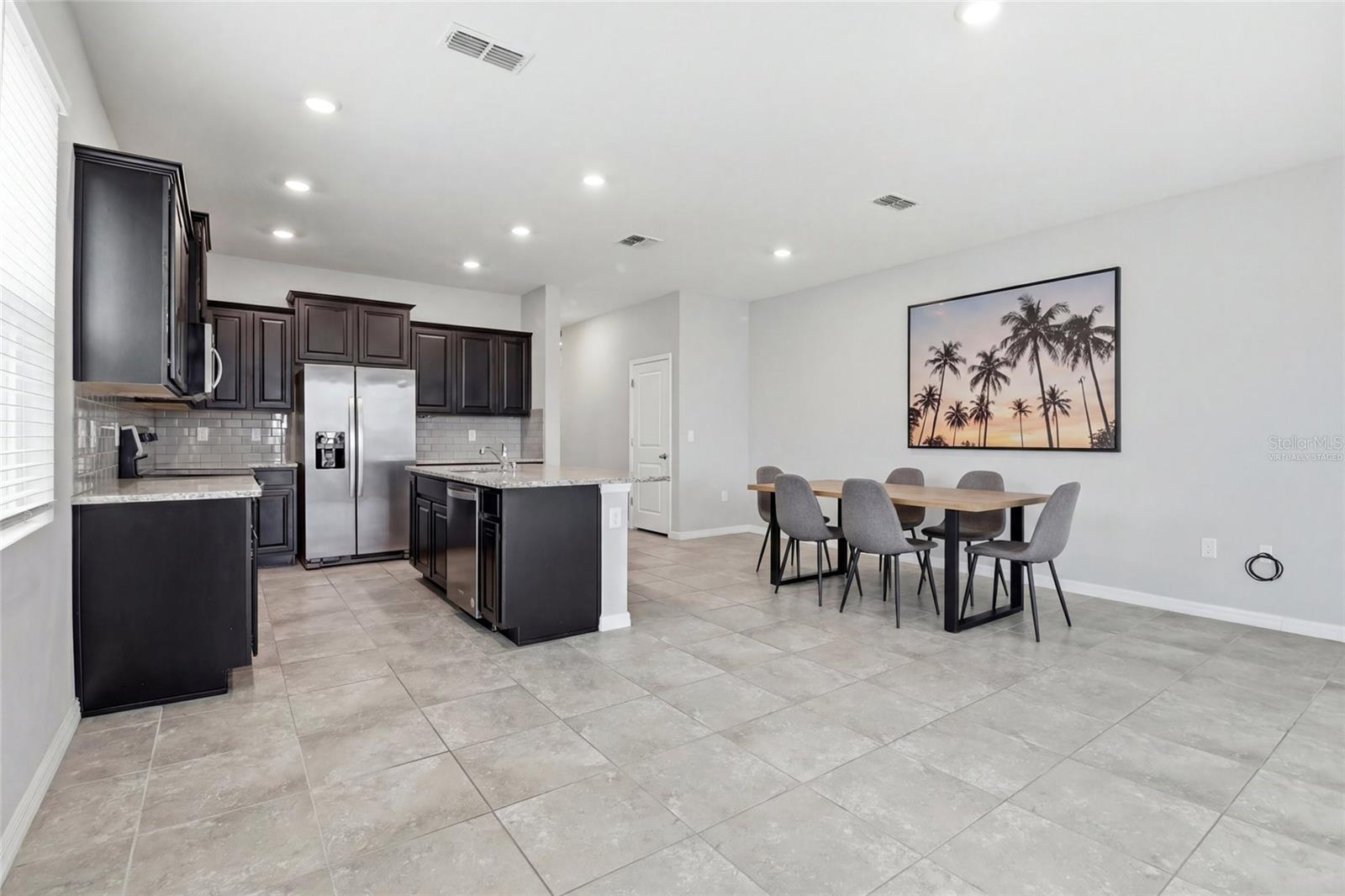 Image 12 of 47 For 4444 Aqua Mirage Street