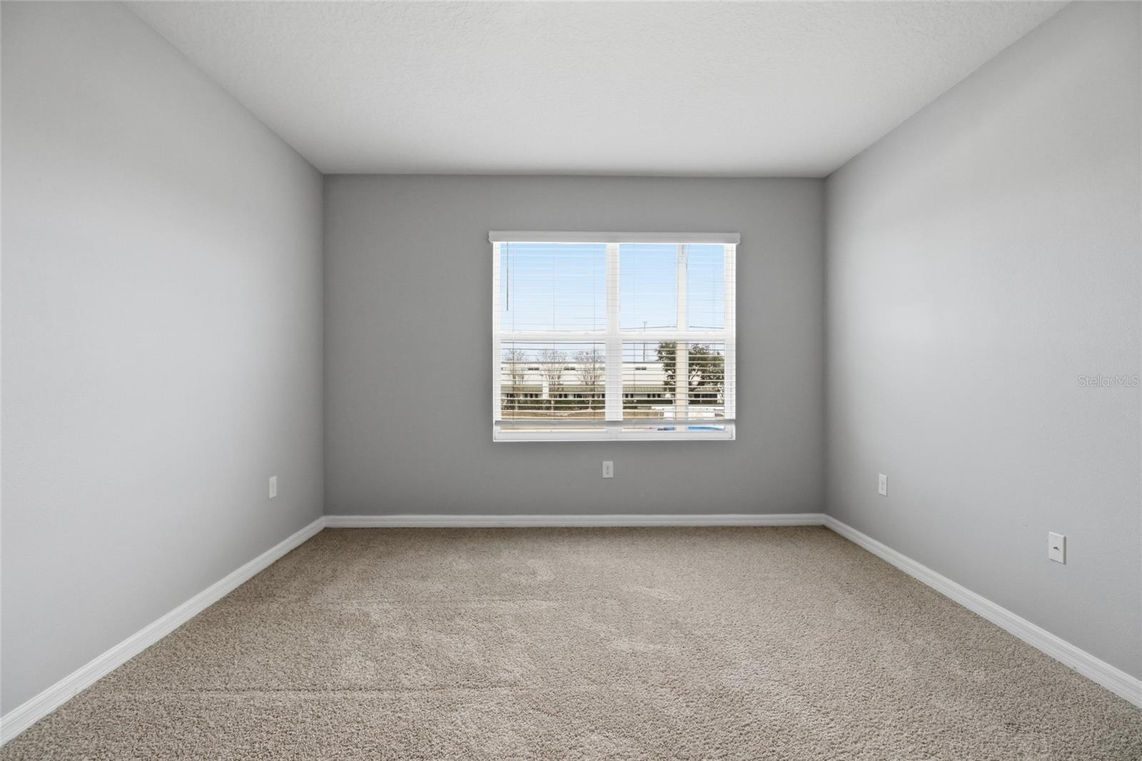 Image 21 of 47 For 4444 Aqua Mirage Street