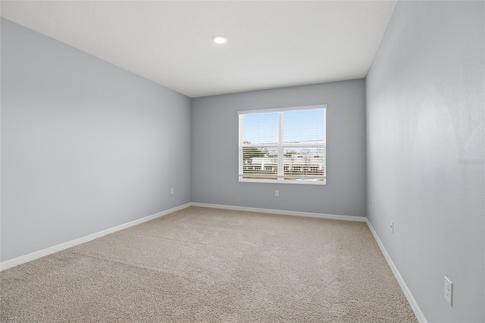 Image 22 of 47 For 4444 Aqua Mirage Street