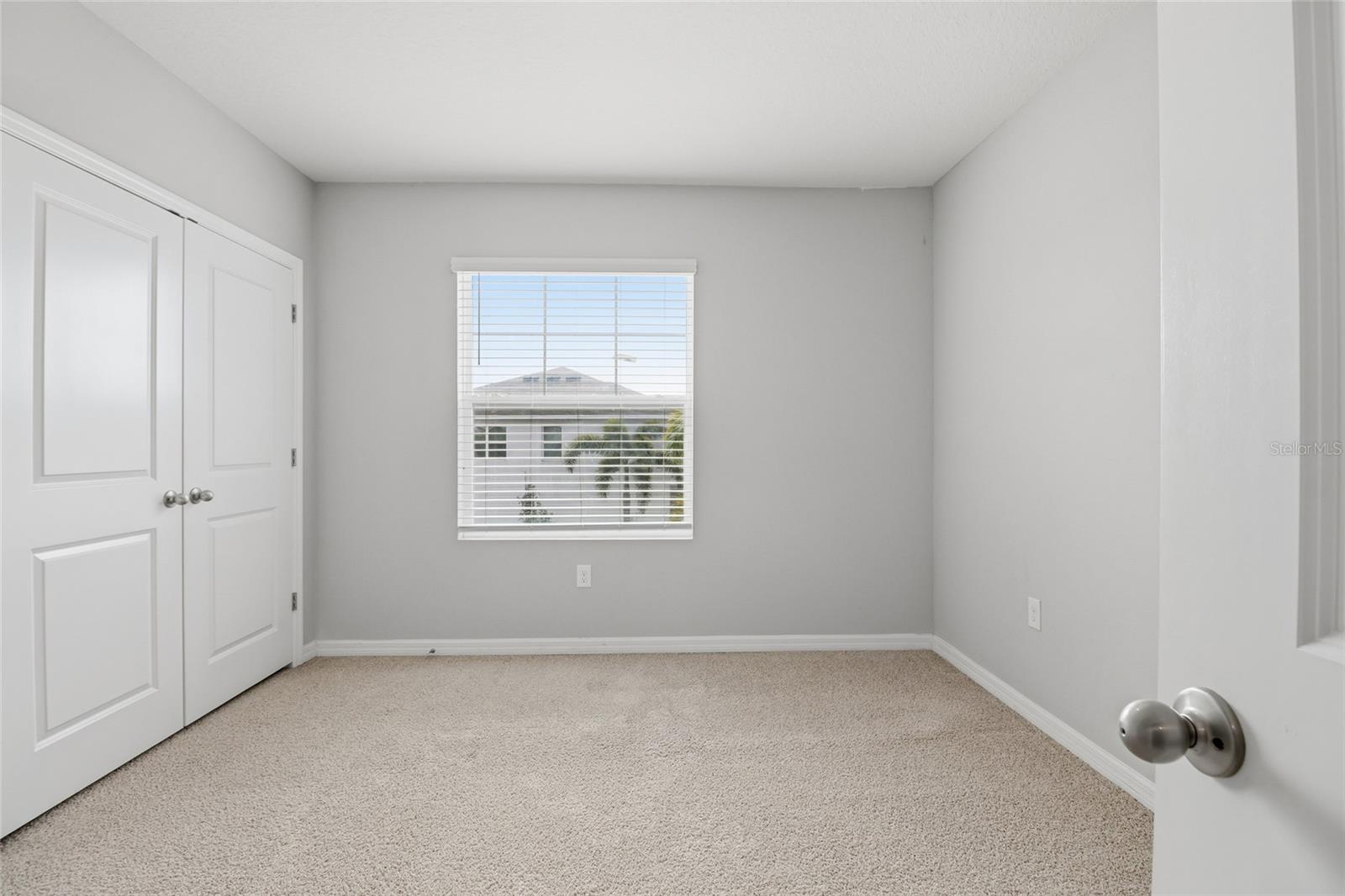 Image 28 of 47 For 4444 Aqua Mirage Street