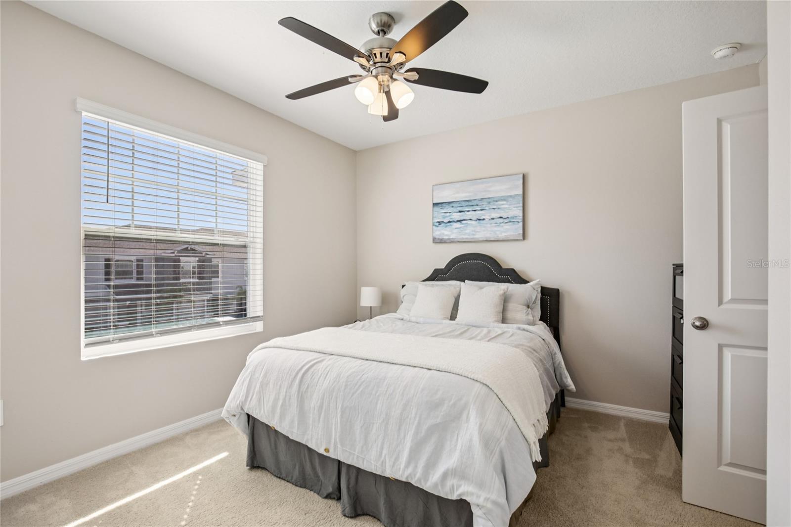 Image 26 of 34 For 2813 Midnight Pearl Drive