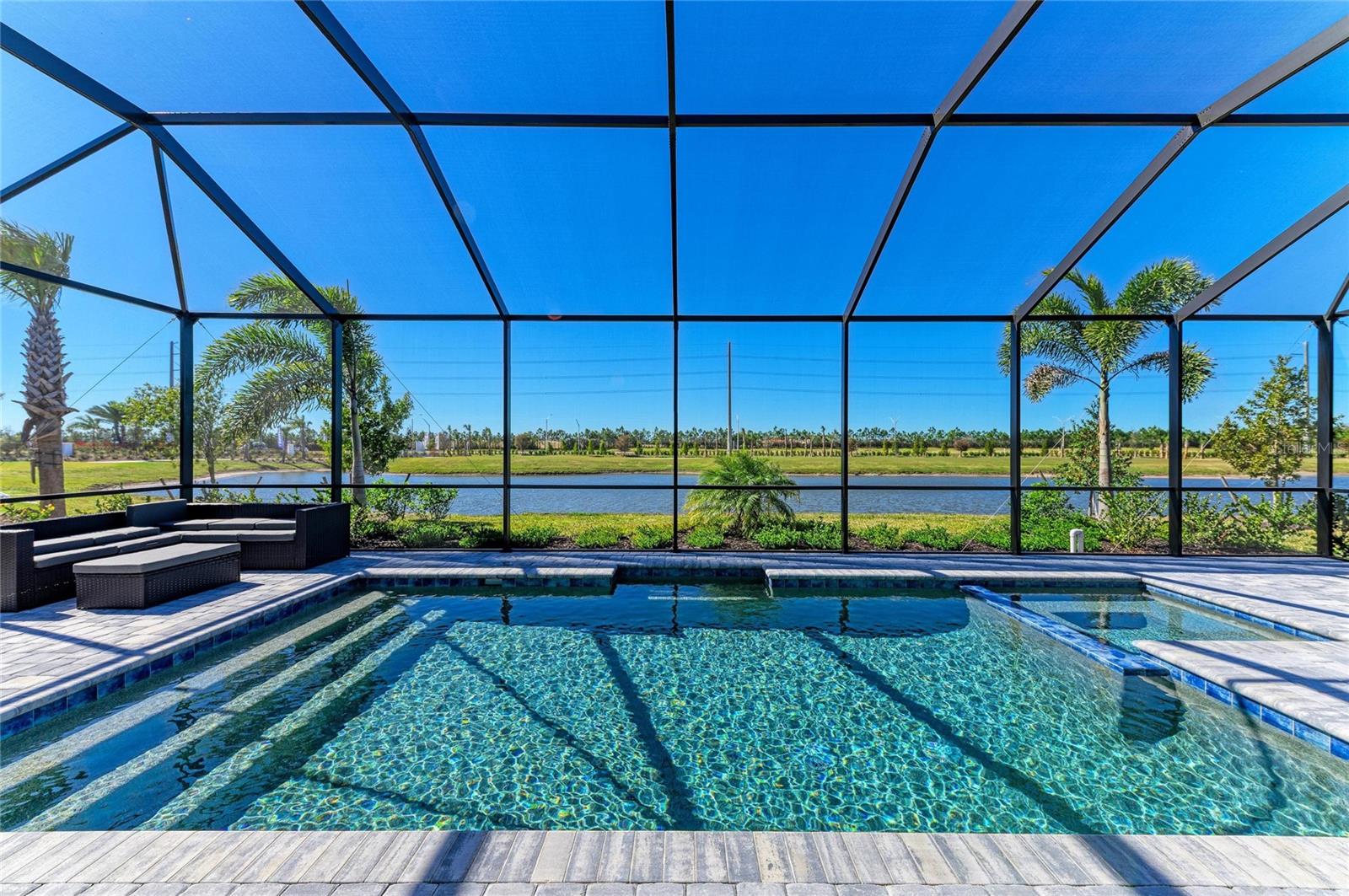 Image 41 of 66 For 5624 Lightning Whelk