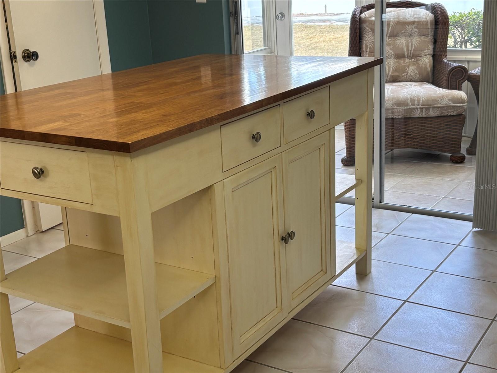 Image 10 of 24 For 3801 40th Street Court W