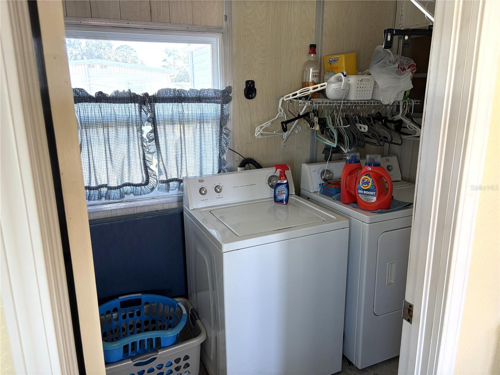 Image 10 of 79 For 1862 Palm Springs Street