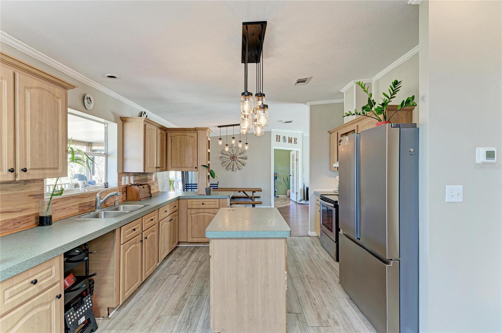 Image 17 of 73 For 4678 253rd Street E