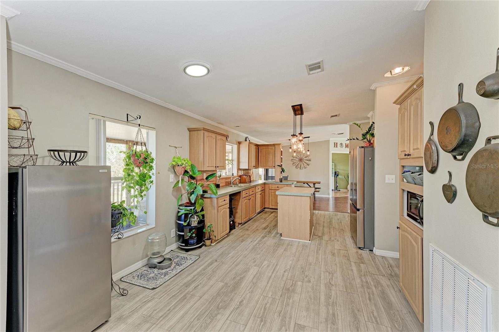 Image 18 of 73 For 4678 253rd Street E