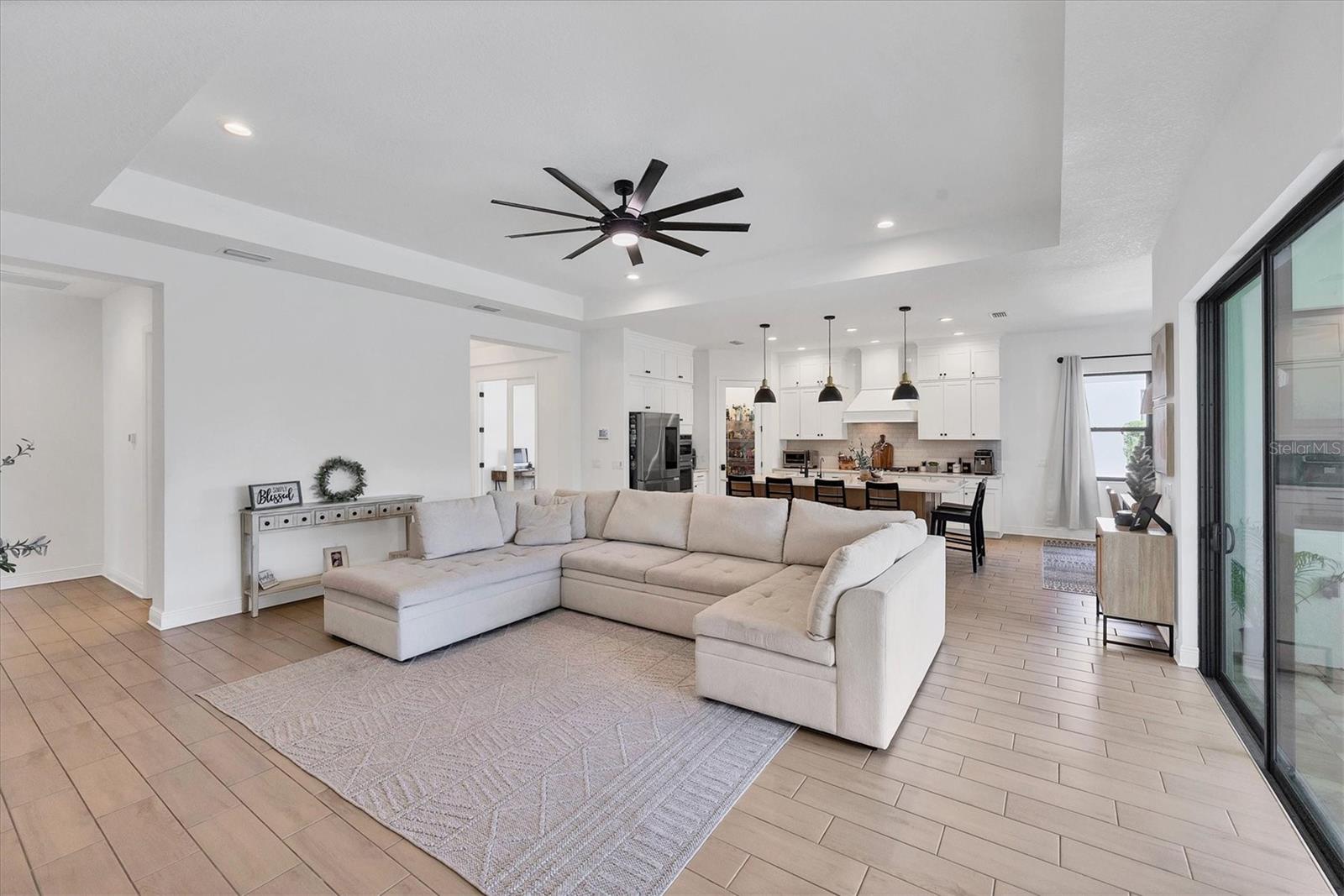 Image 18 of 79 For 13521 Deep Blue Place