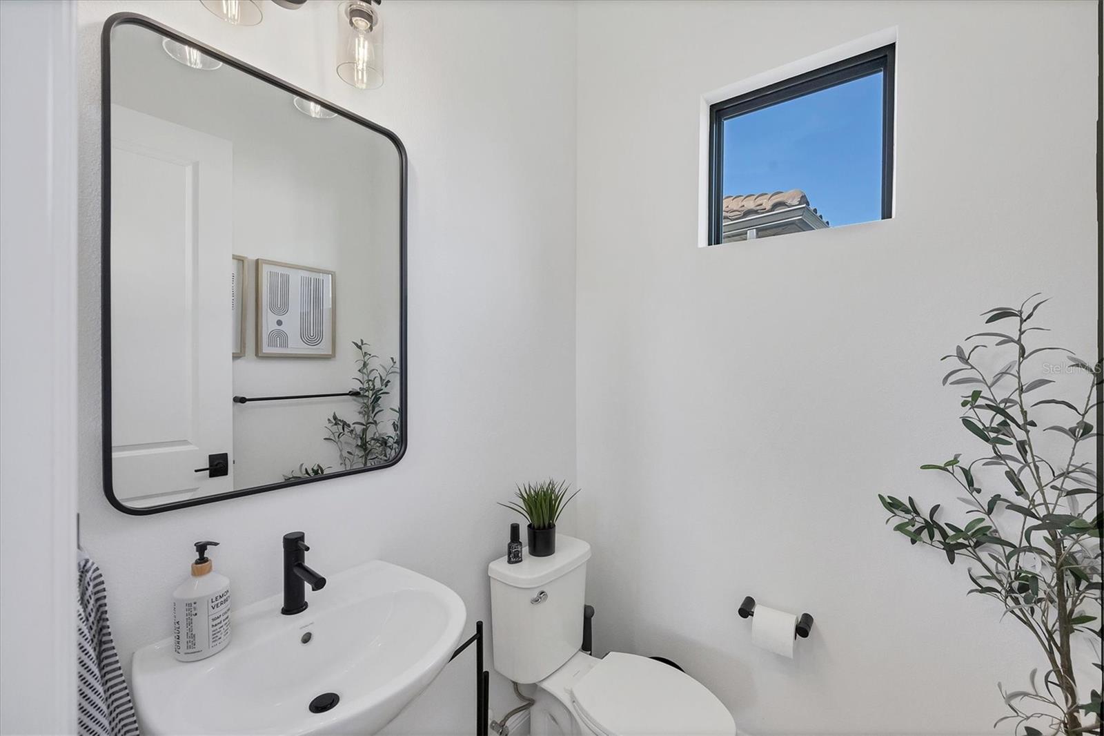 Image 49 of 79 For 13521 Deep Blue Place