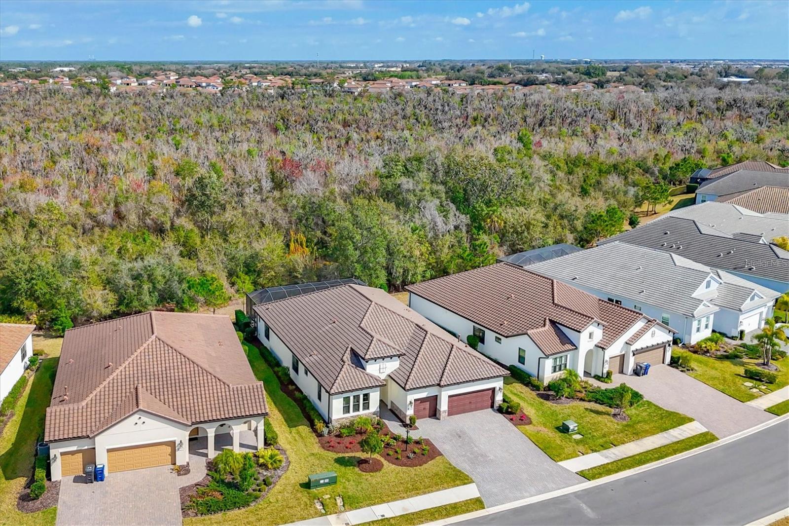 Image 5 of 79 For 13521 Deep Blue Place