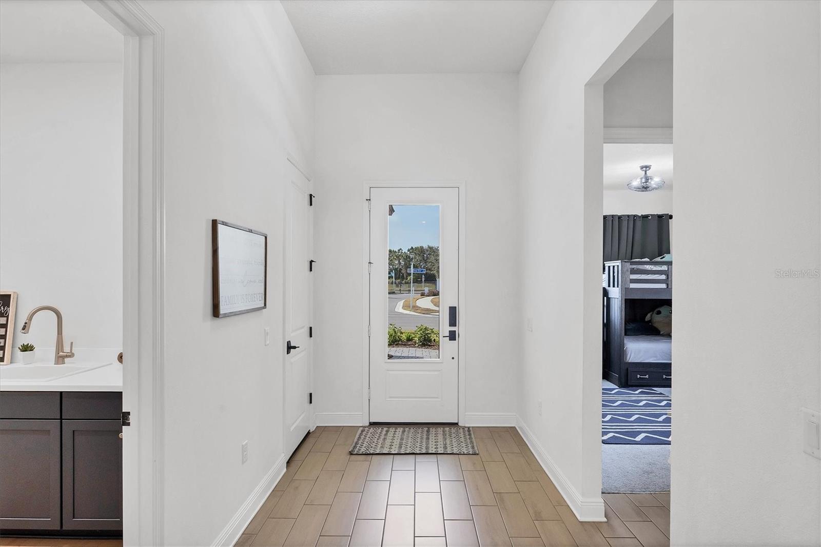 Image 9 of 79 For 13521 Deep Blue Place