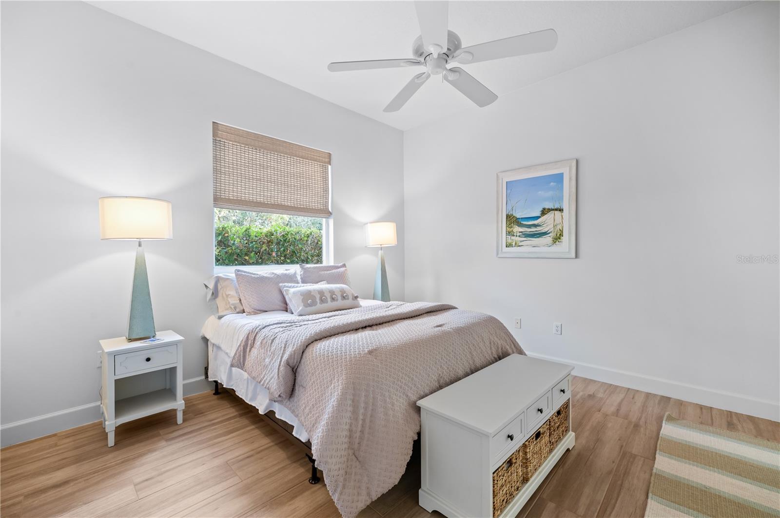 Listing photo id 31 for 10147 Cherry Hills Avenue Circle