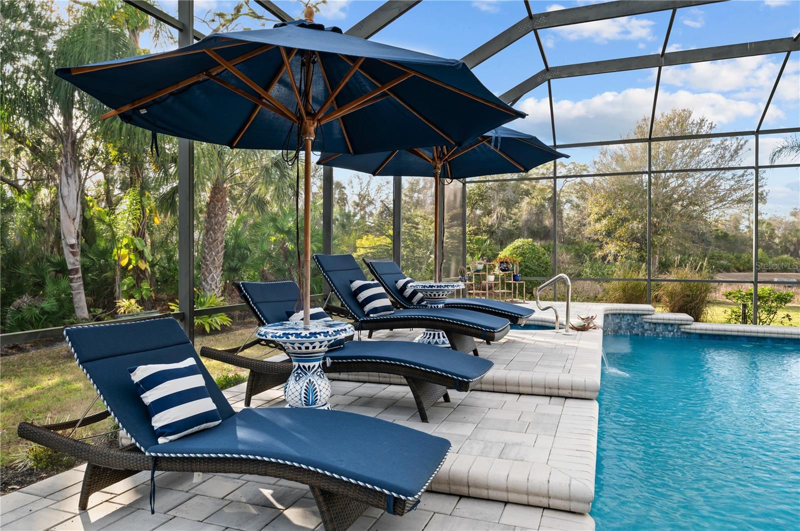 Listing photo id 36 for 10147 Cherry Hills Avenue Circle