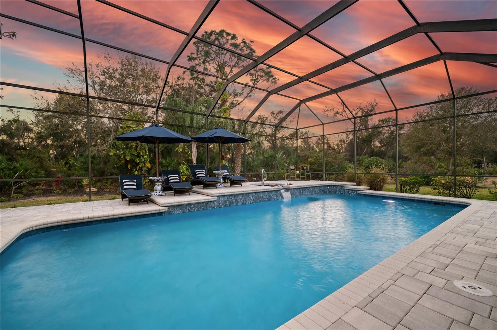 Listing photo id 40 for 10147 Cherry Hills Avenue Circle