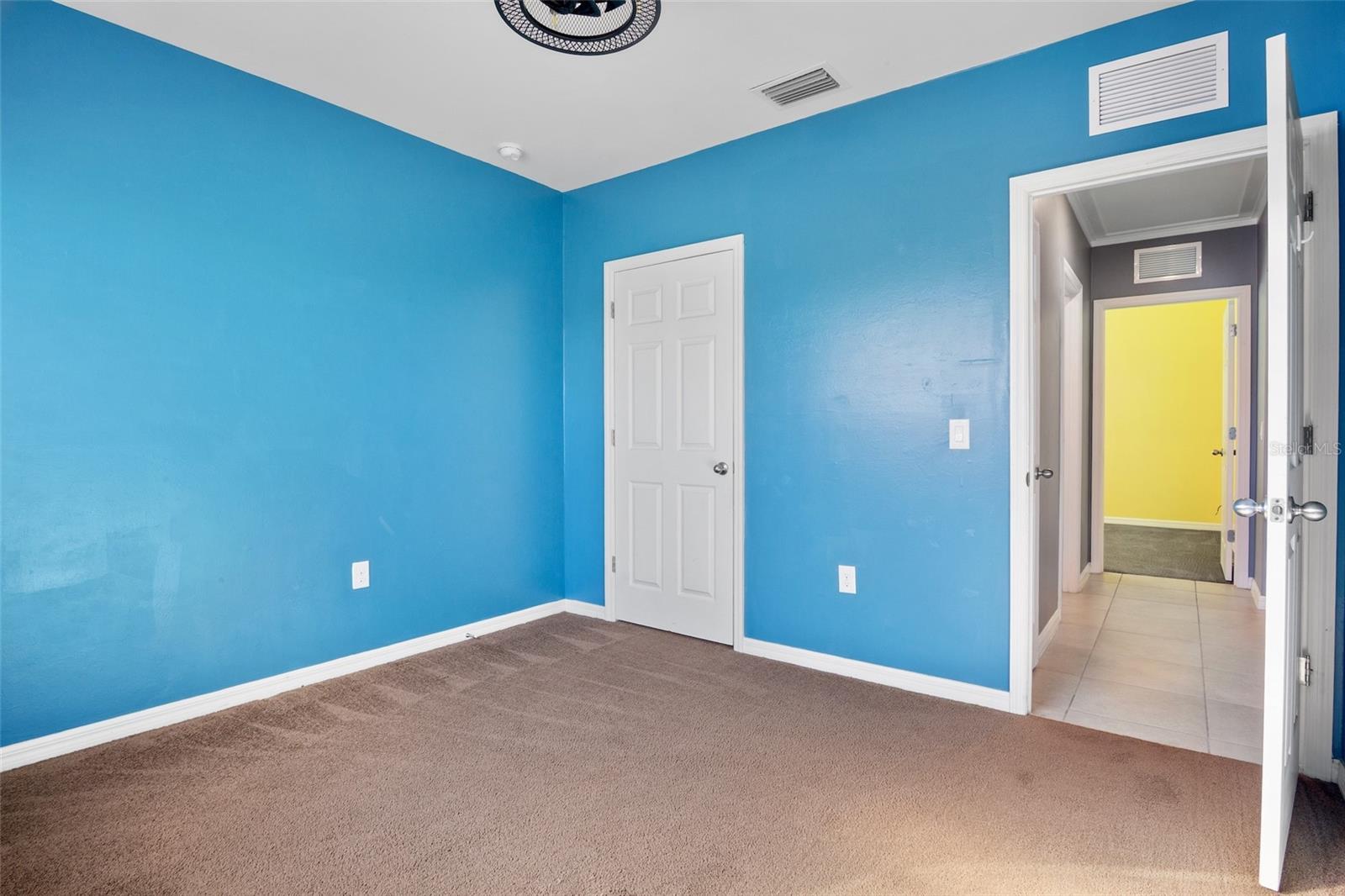 Image 21 of 29 For 28101 Arrowhead Circle