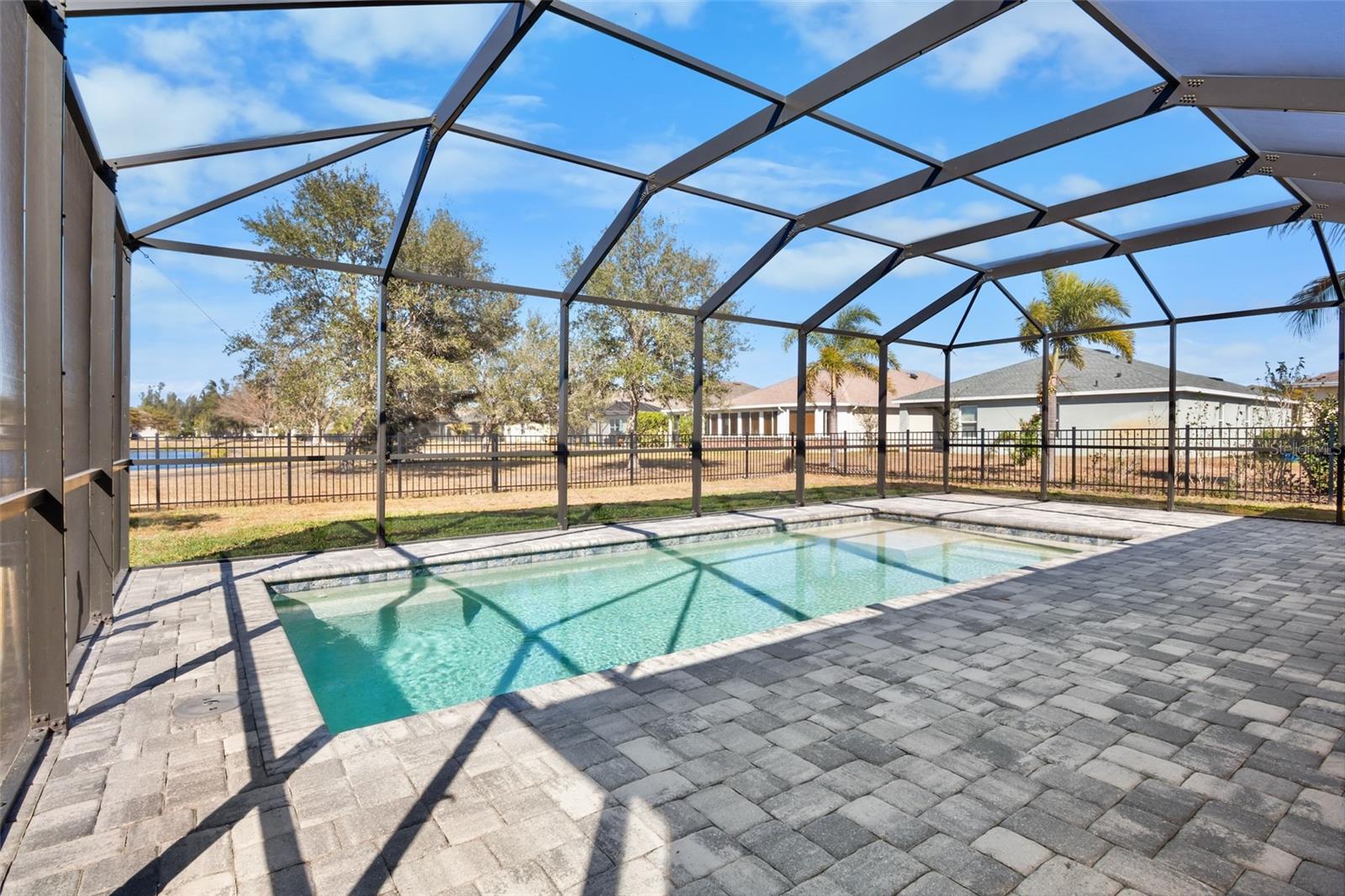 Image 24 of 29 For 28101 Arrowhead Circle