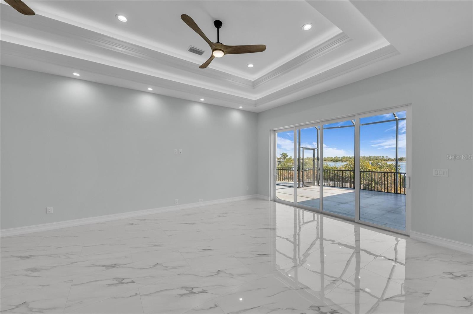 Image 28 of 65 For 2228 Harbour Drive