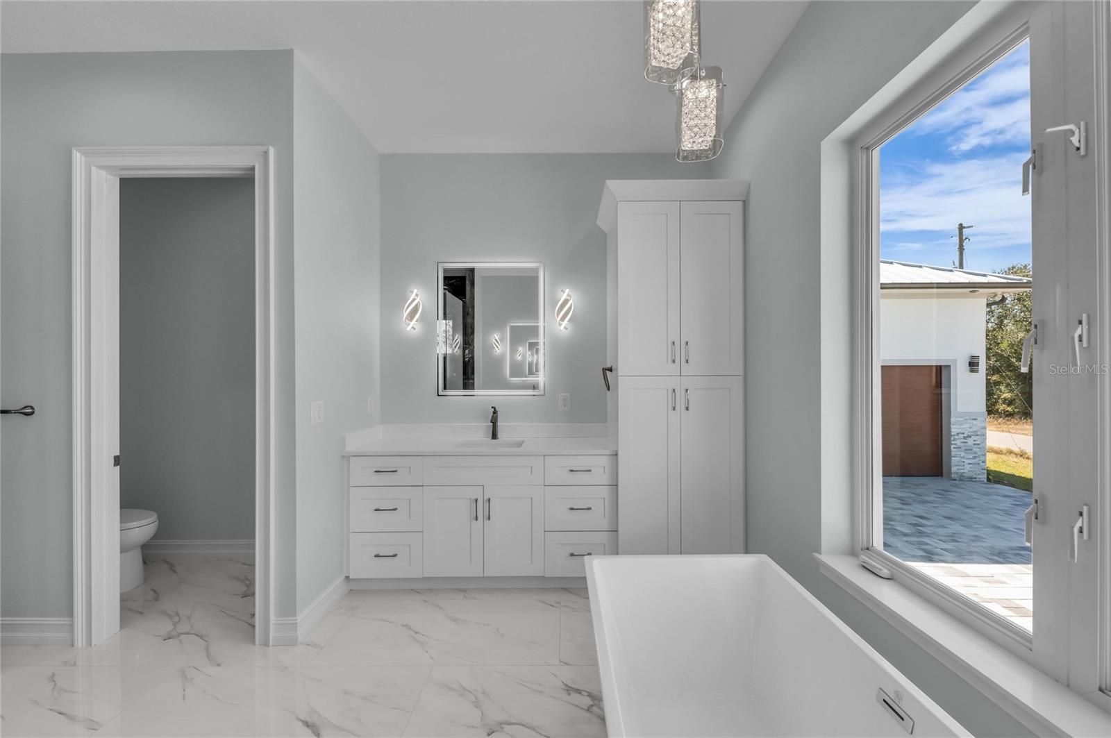 Image 39 of 65 For 2228 Harbour Drive