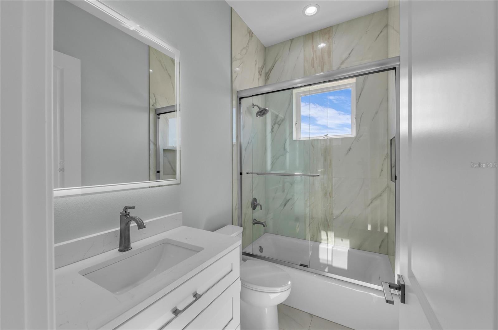 Image 47 of 65 For 2228 Harbour Drive