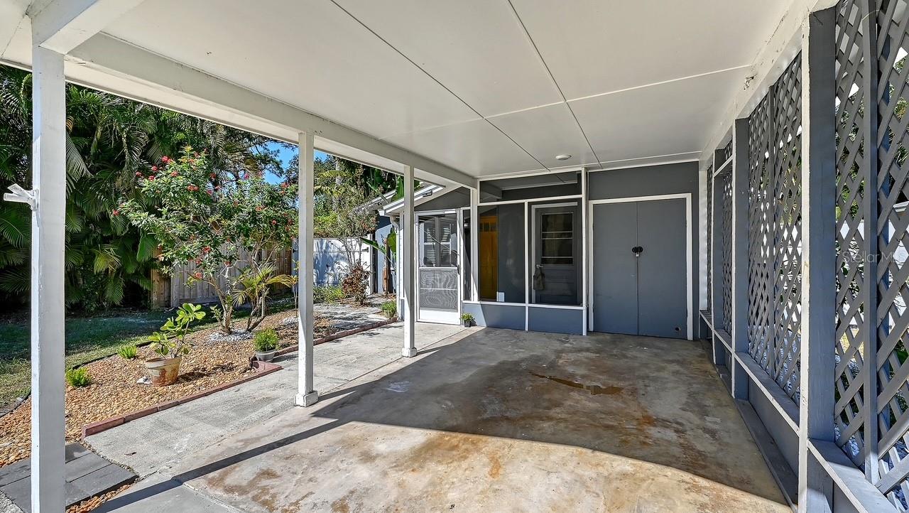 Image 27 of 73 For 2533 Waldemere Street