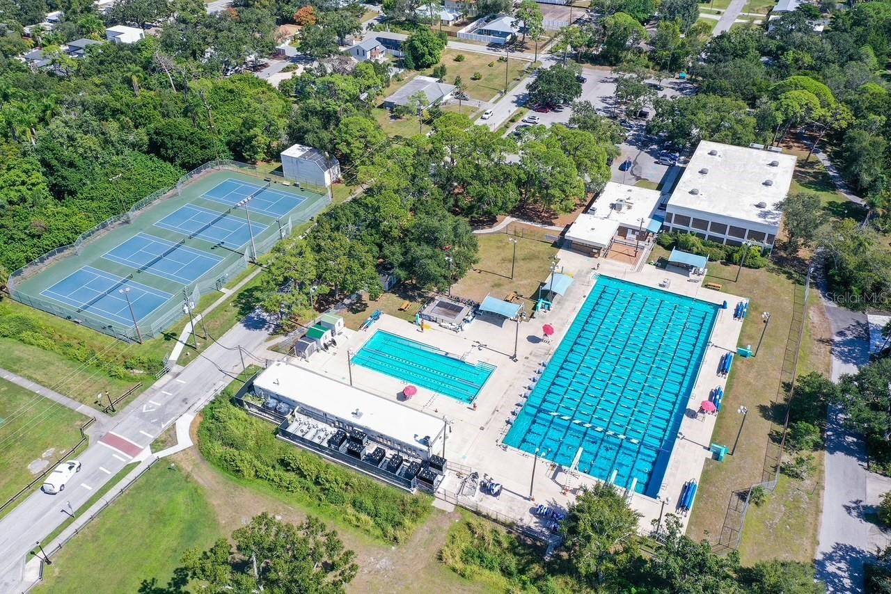 Image 39 of 73 For 2533 Waldemere Street