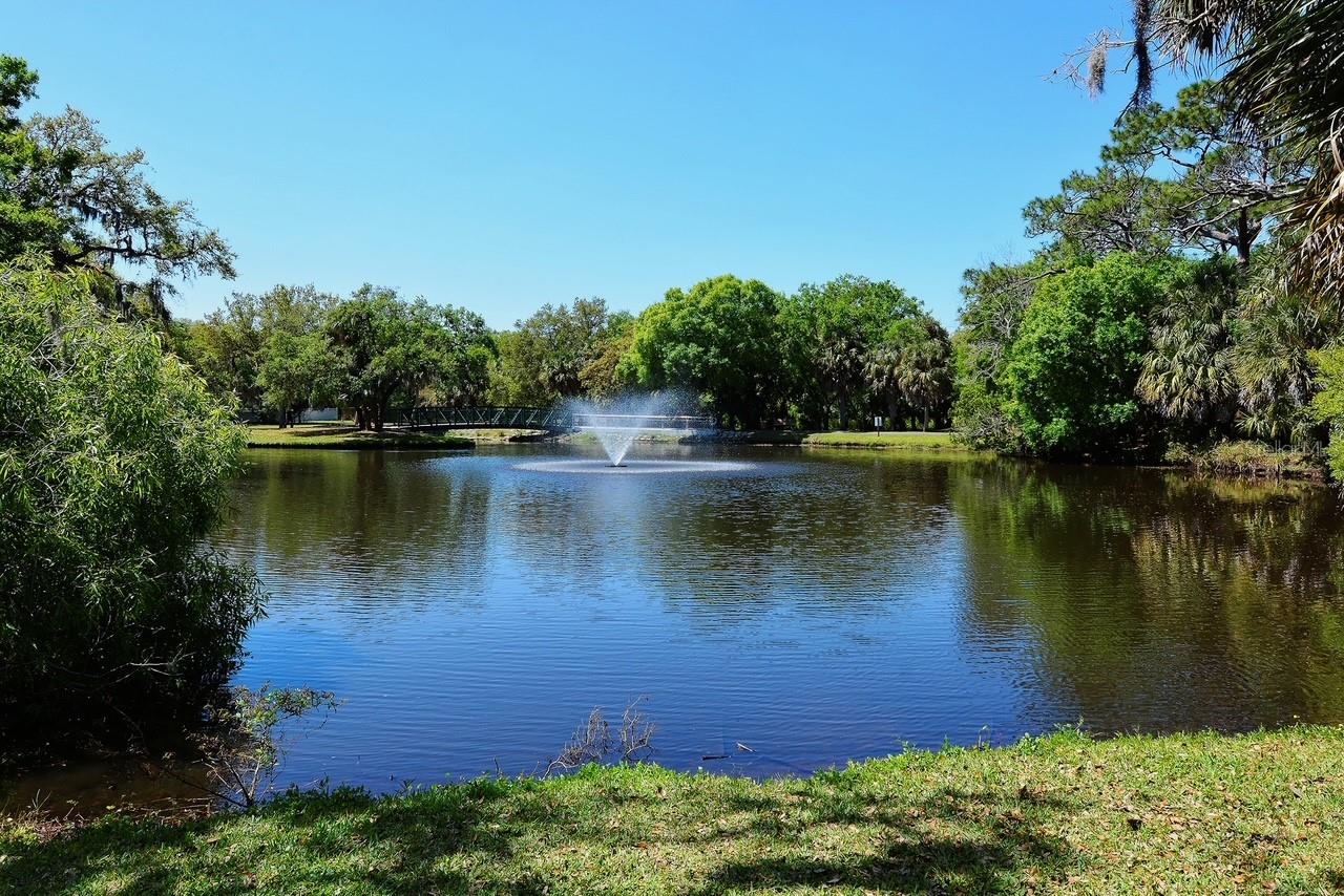 Image 44 of 73 For 2533 Waldemere Street