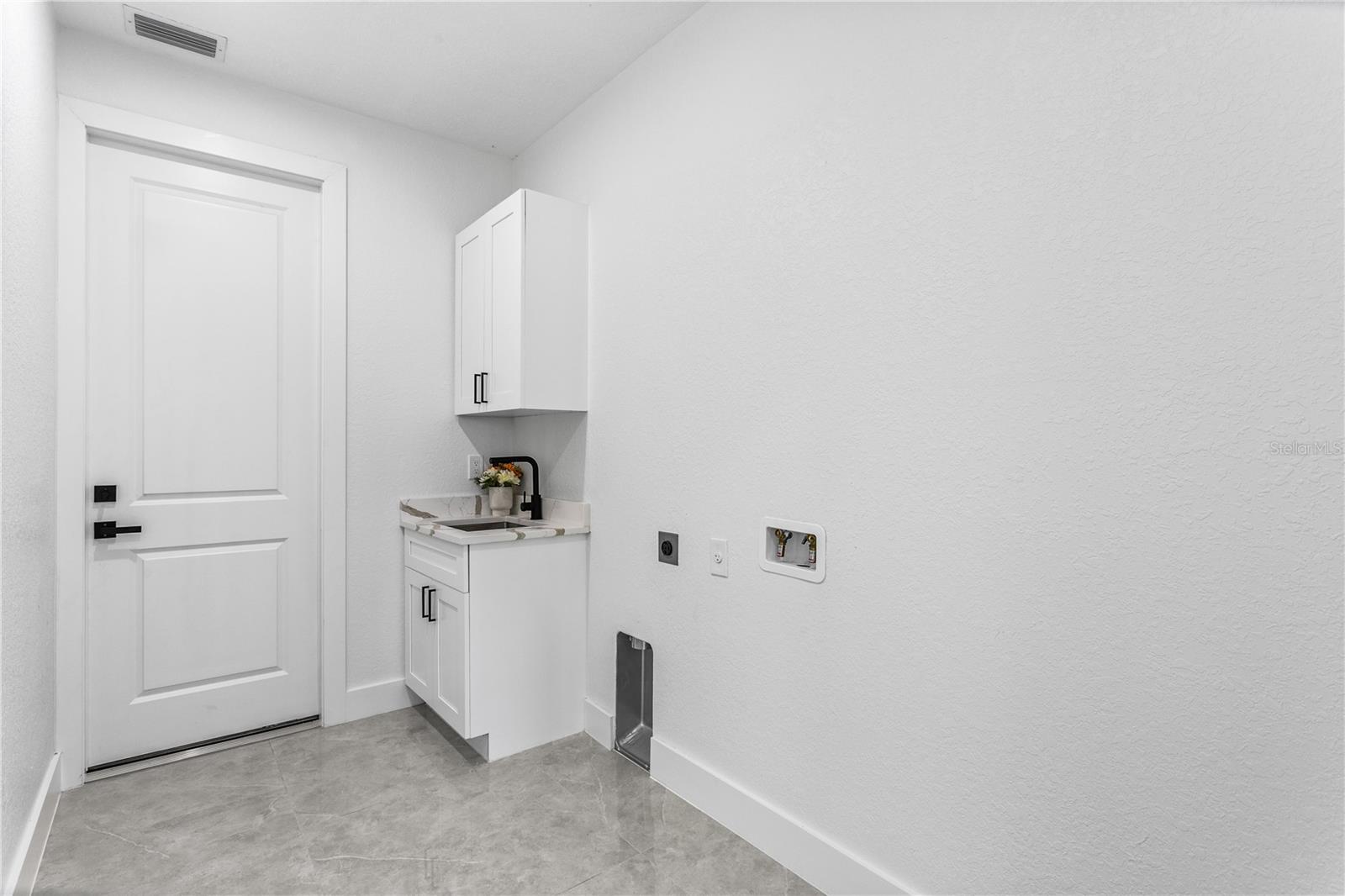 Image 46 of 49 For 3318 13th Place