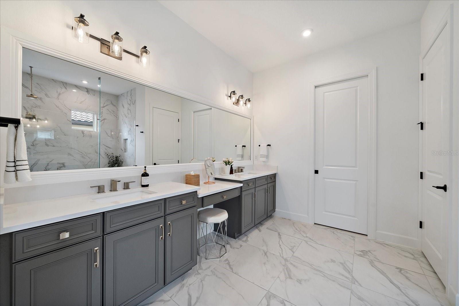 Listing photo id 25 for 10193 Morning Mist Lane