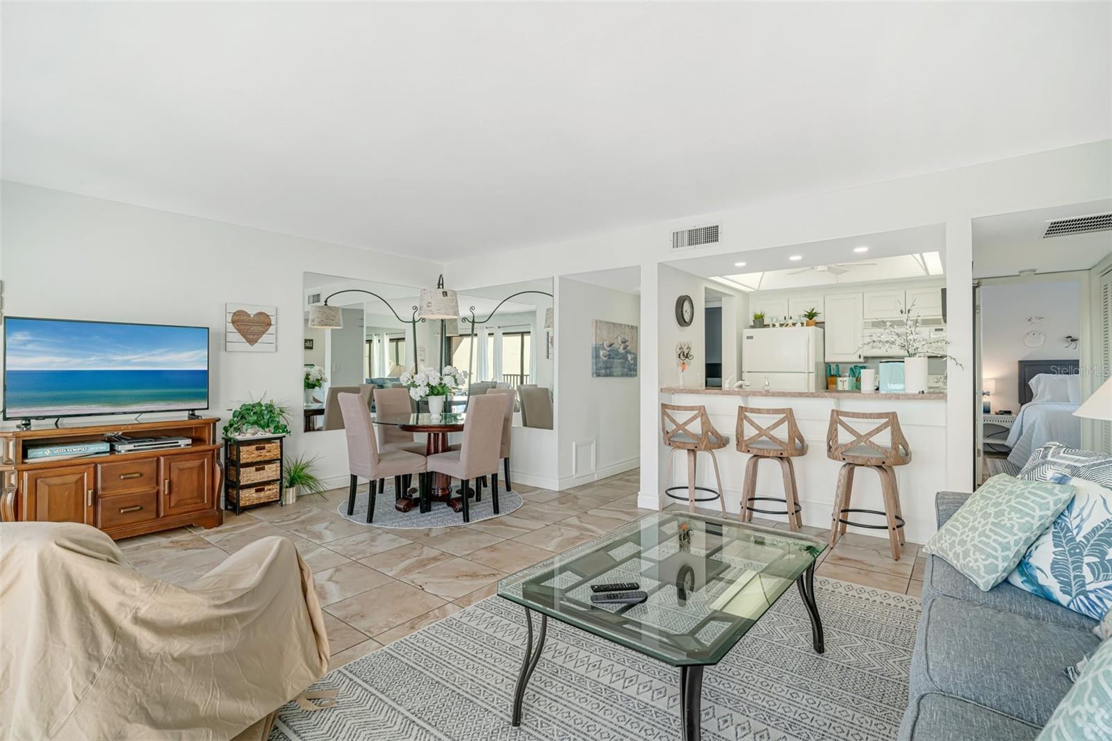 Image 10 of 37 For 1400 Cove Ii Place 631