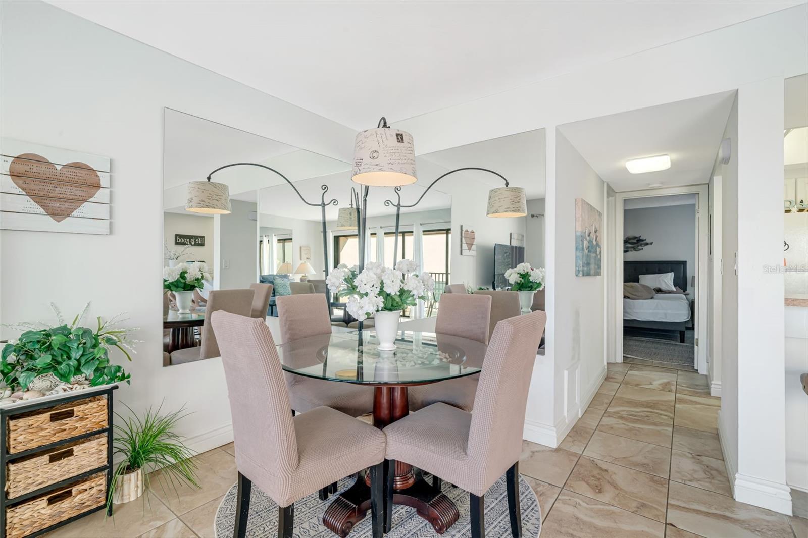 Image 12 of 37 For 1400 Cove Ii Place 631