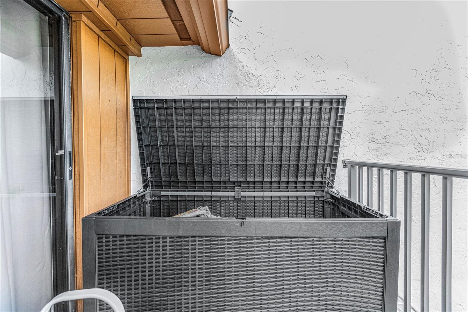 Image 15 of 37 For 1400 Cove Ii Place 631