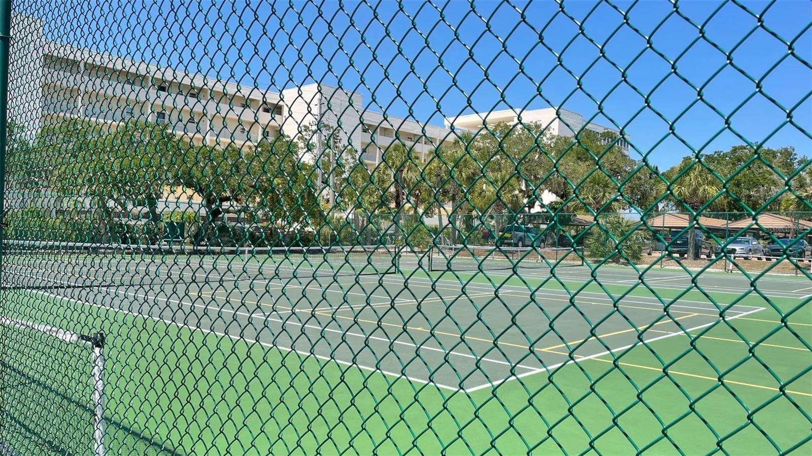 Image 32 of 37 For 1400 Cove Ii Place 631