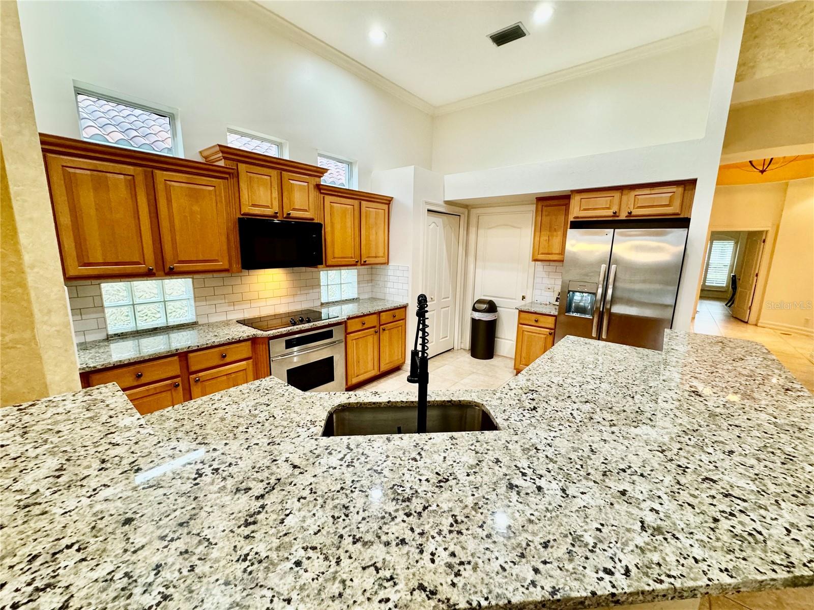 Image 22 of 57 For 307 9th Avenue E