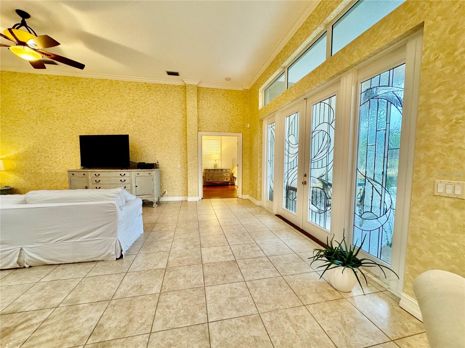 Image 24 of 57 For 307 9th Avenue E