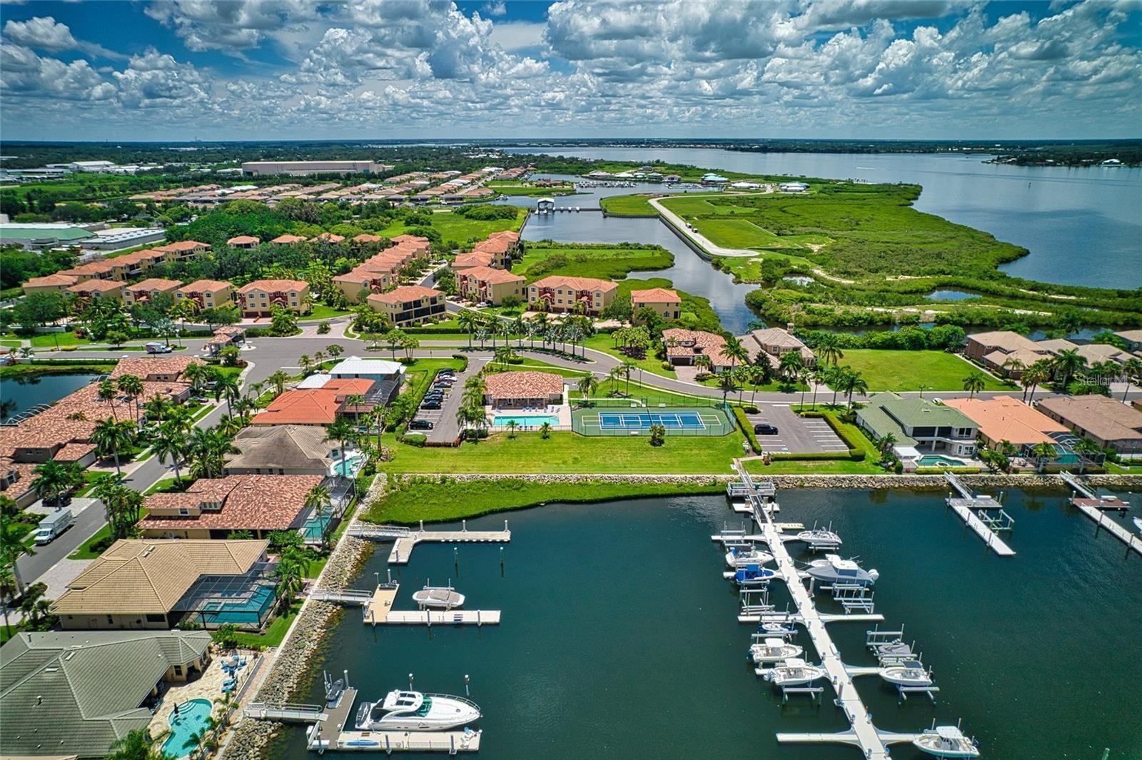 Image 43 of 57 For 307 9th Avenue E