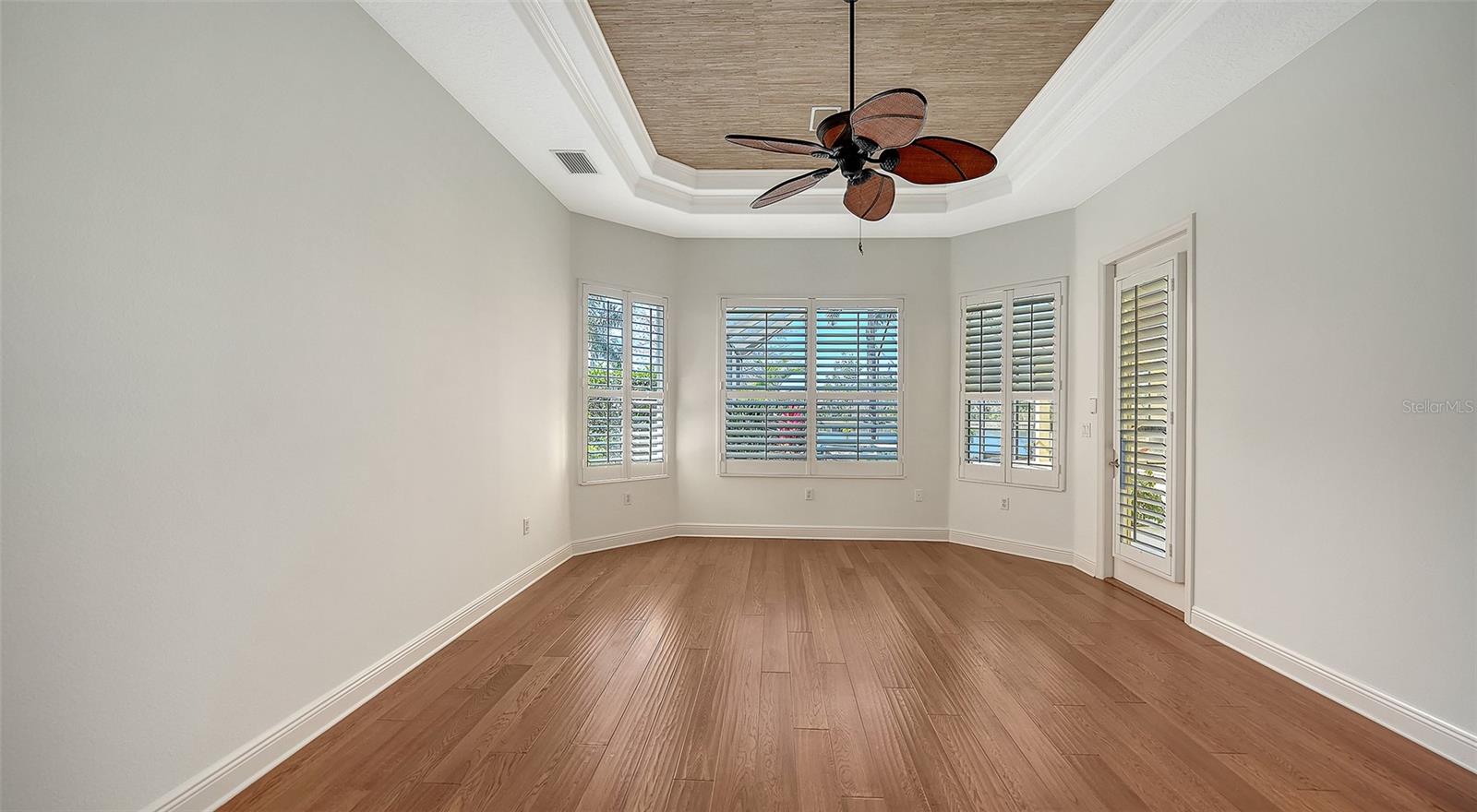 Image 34 of 100 For 8212 Championship Court