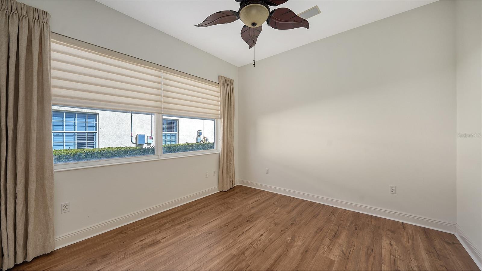 Image 43 of 100 For 8212 Championship Court