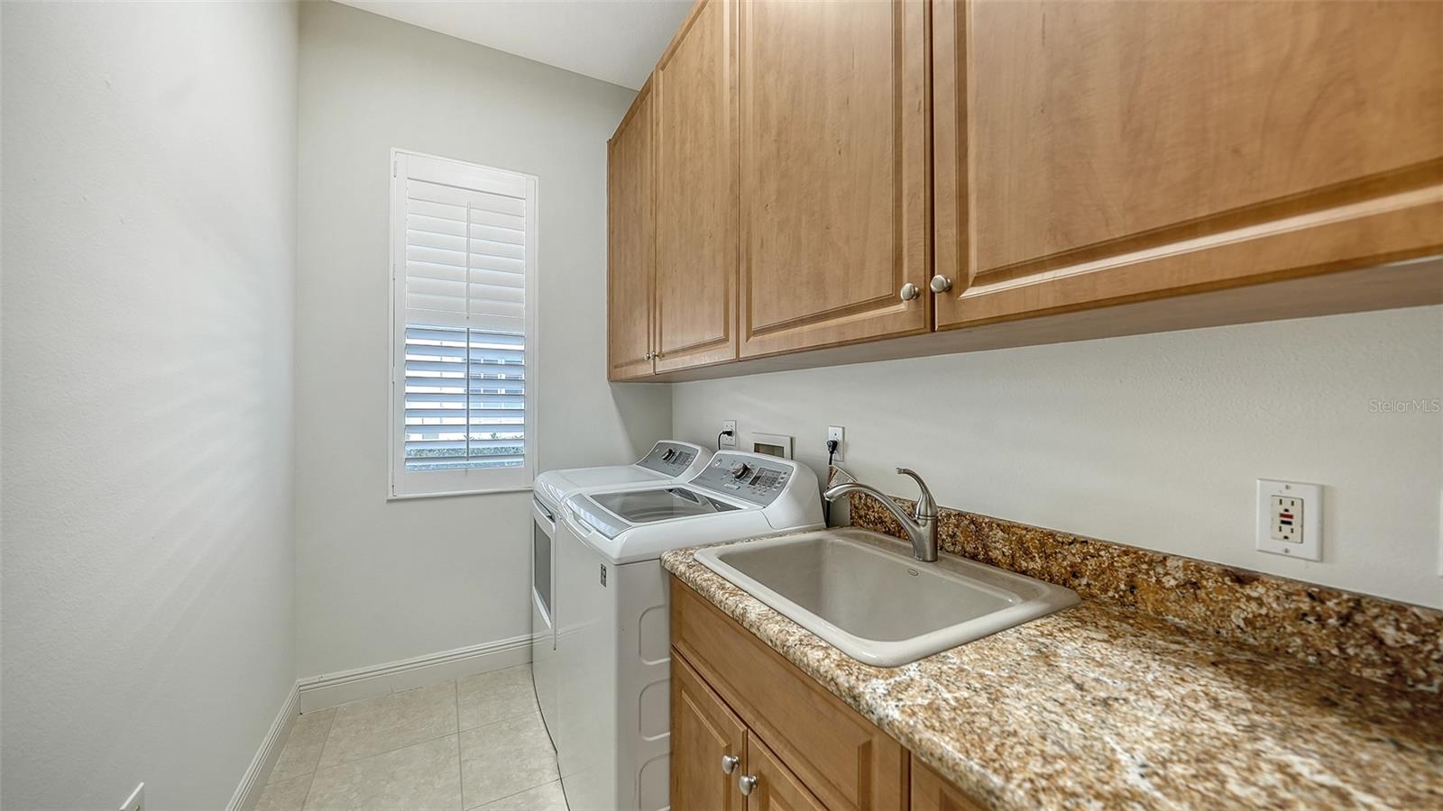 Image 46 of 100 For 8212 Championship Court