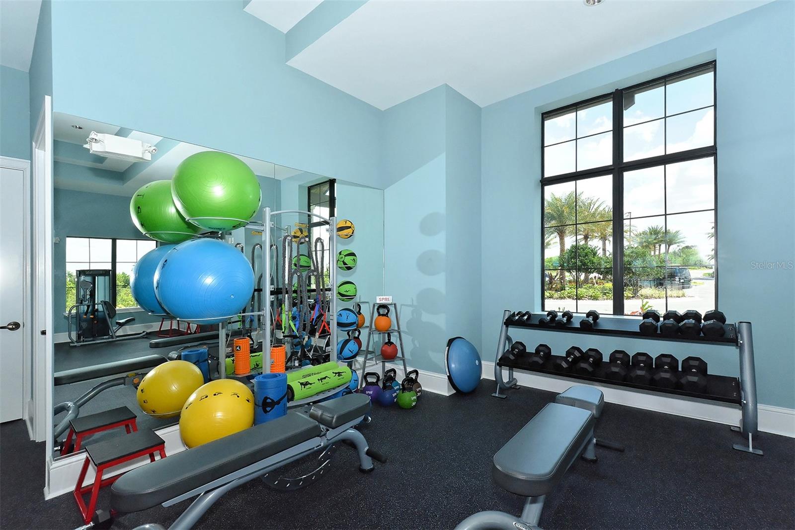 Image 95 of 100 For 8212 Championship Court