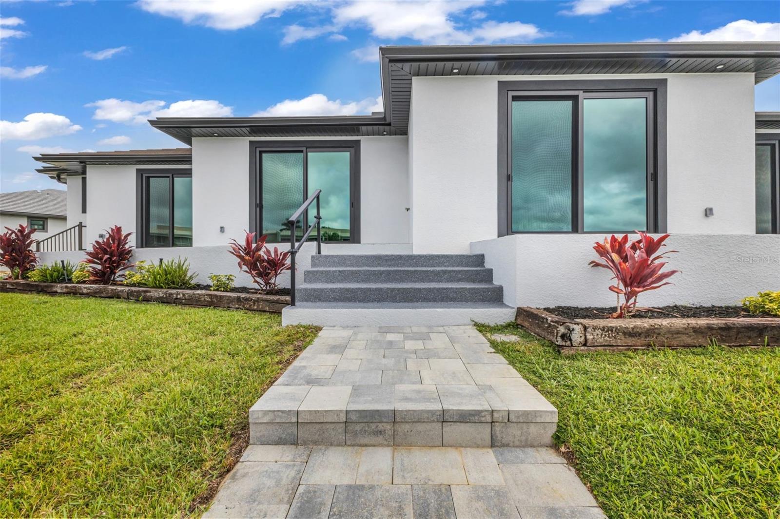 Image 28 of 48 For 1327 Wesley Drive