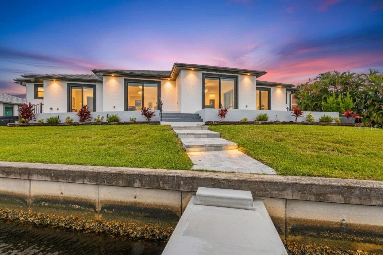 Image 30 of 48 For 1327 Wesley Drive