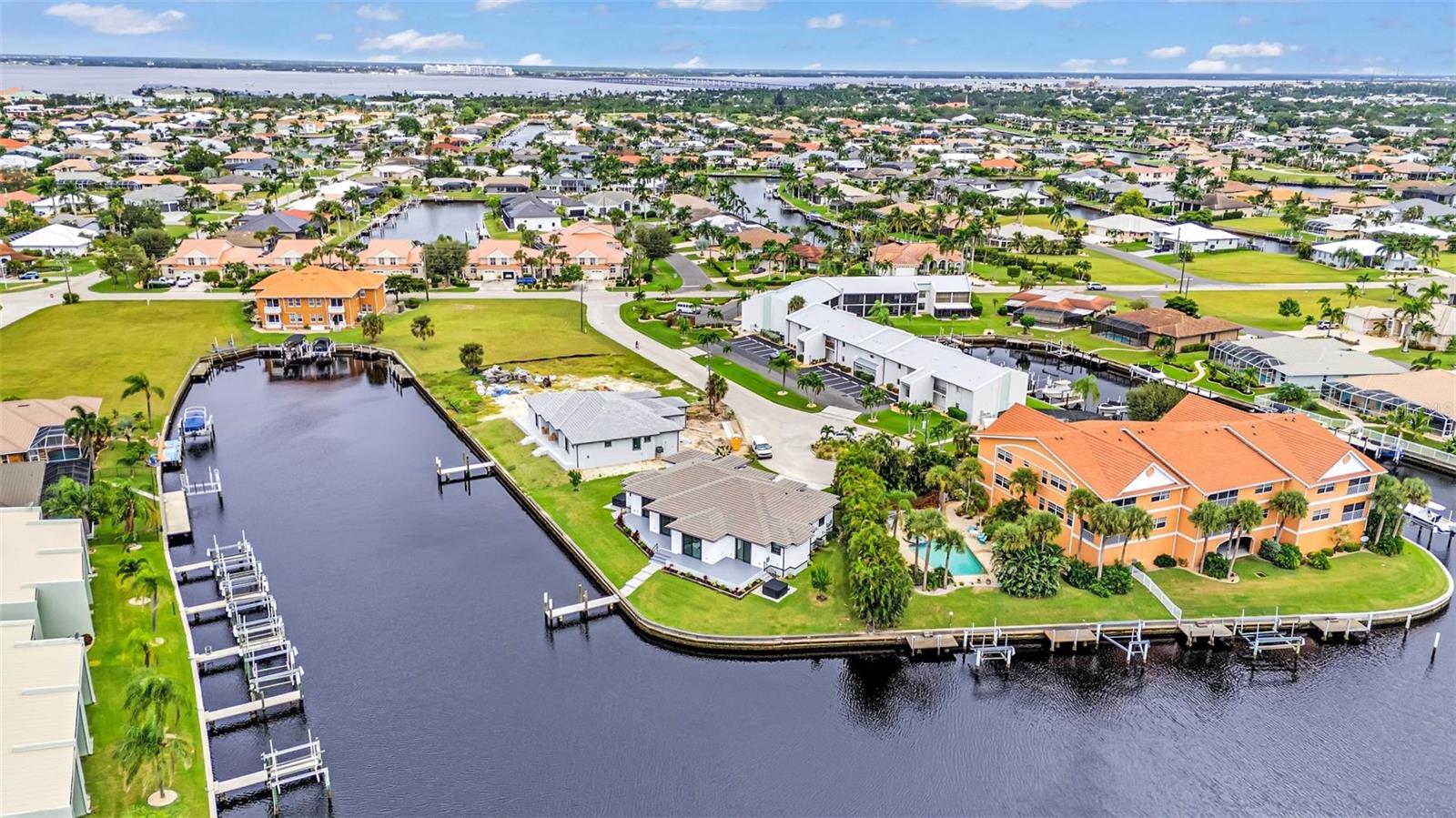 Image 42 of 48 For 1327 Wesley Drive